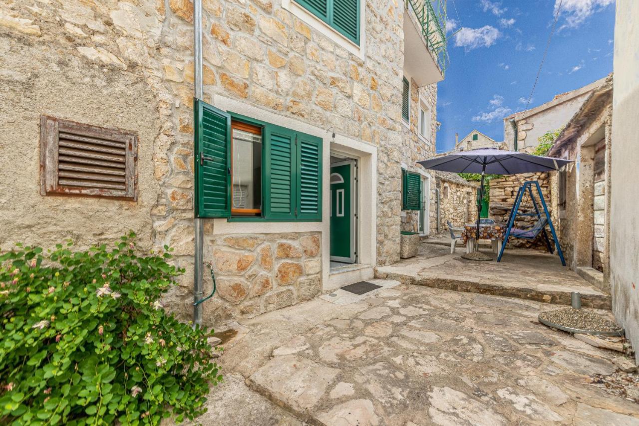 Apartment Bura Primošten المظهر الخارجي الصورة