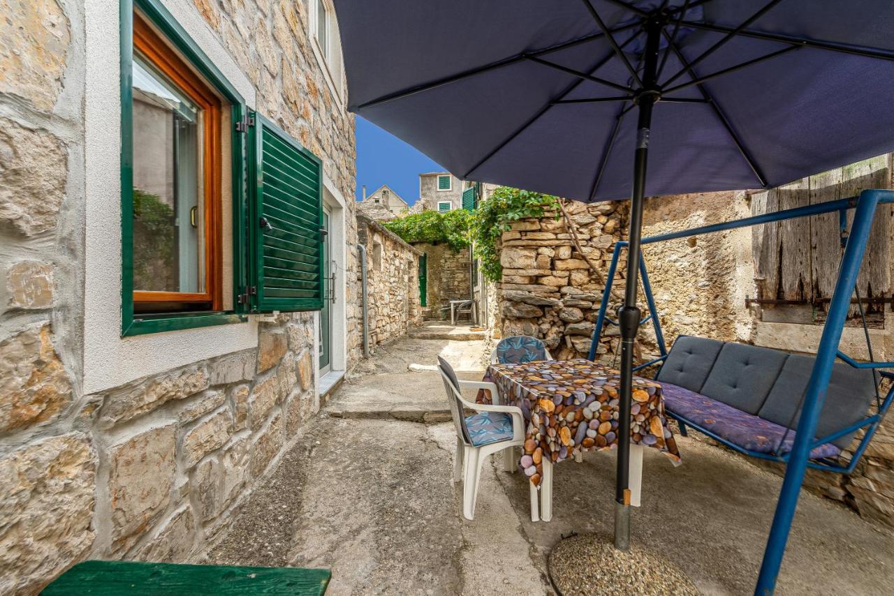 Apartment Bura Primošten المظهر الخارجي الصورة